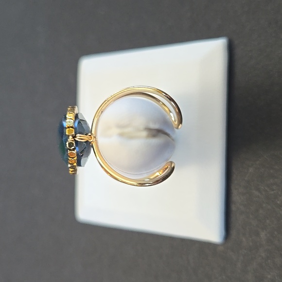Lia Sophia Adjustable Ring - Picture 3 of 4